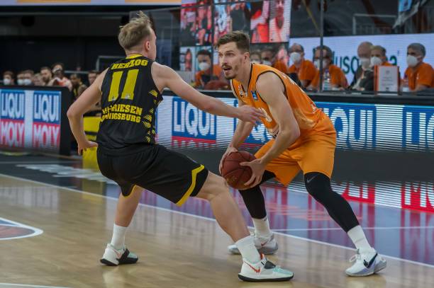 尽管诺斯科 尽管诺斯科